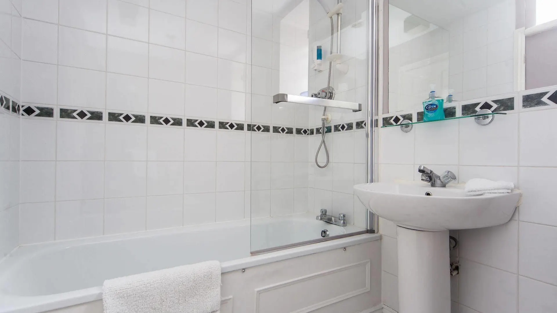 **** Aparthotel Park Lane City Apartments London United Kingdom